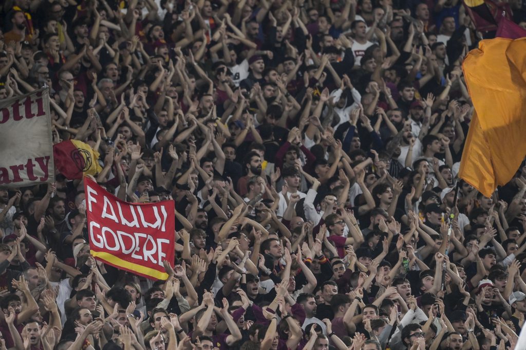 Serie A, scontri tra tifosi di Roma e Napoli nell'Autostrada del Sole | News (getty images)