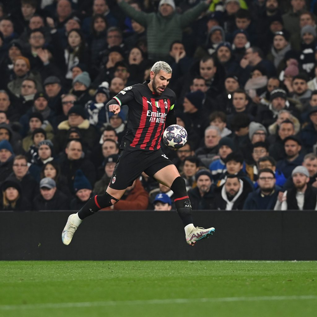 Theo Hernandez terzino AC Milan