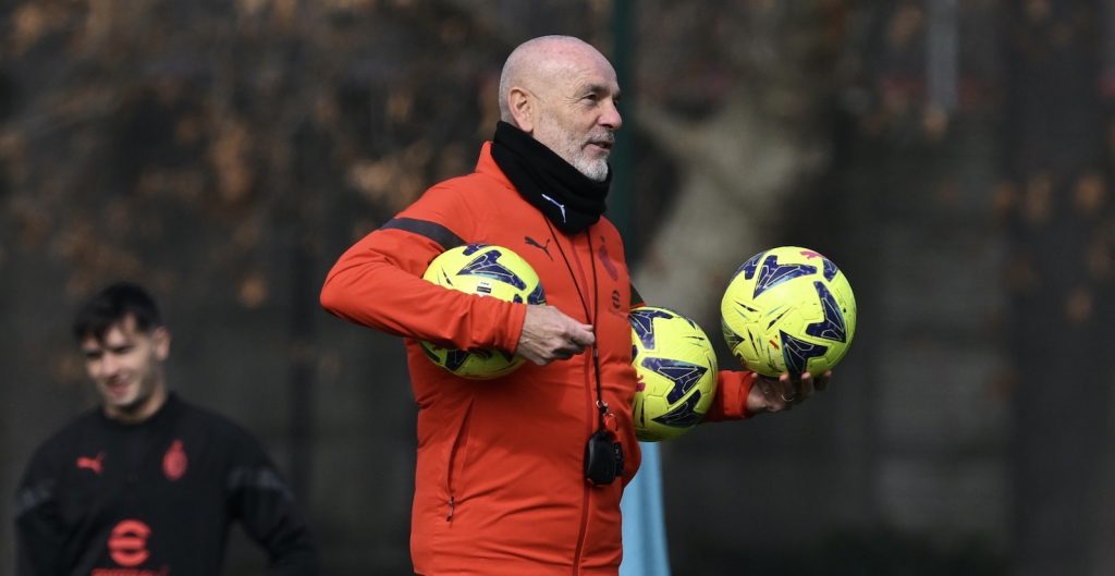 Stefano Pioli AC Milan allenamento Milanello