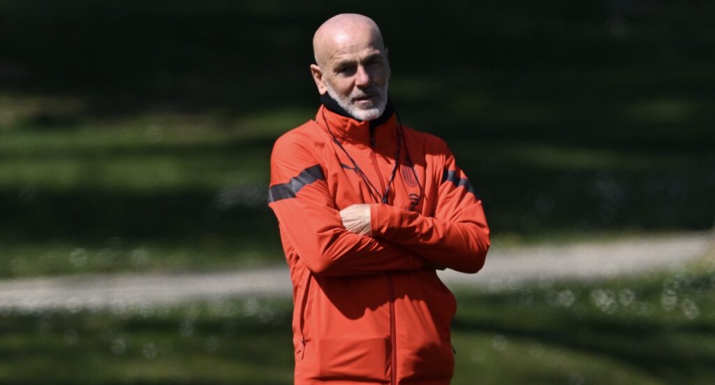 Stefano Pioli AC Milan allenamento Milanello
