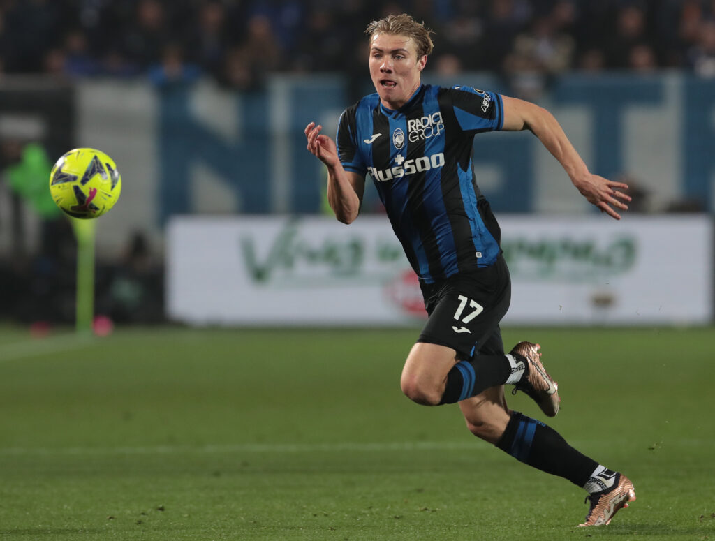 Rasmus Hojlund attaccante Atalanta obiettivo Milan