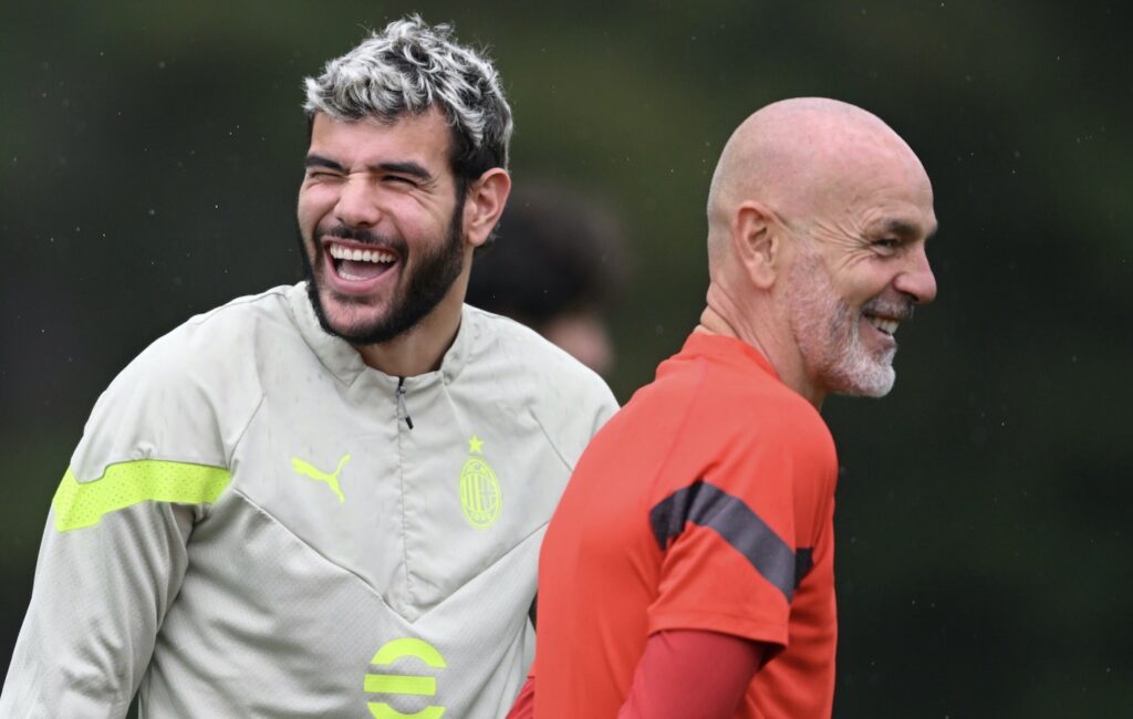 Theo Hernández Pioli AC Milan allenamento Milanello