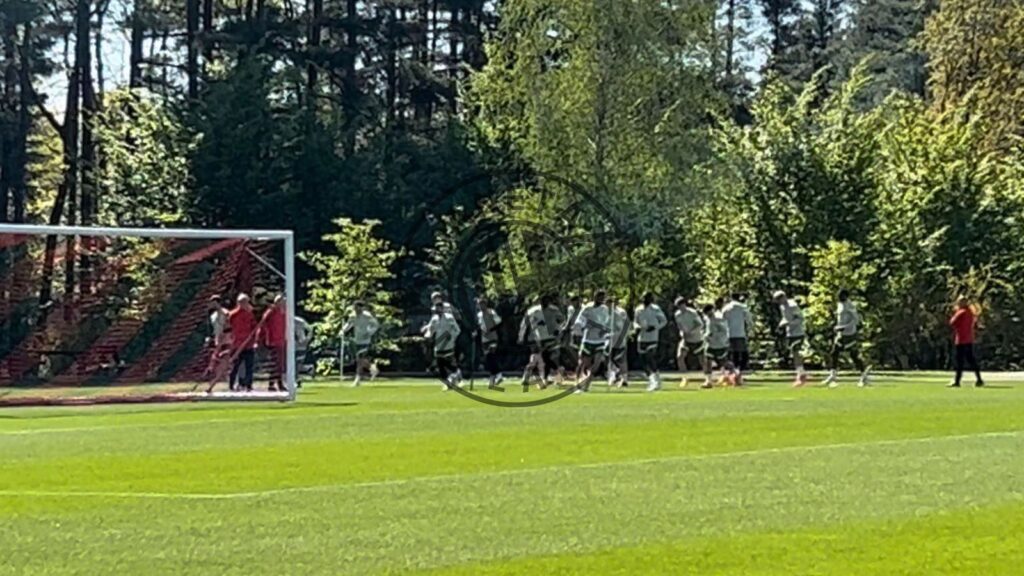 allenamento AC Milan Milanello Giroud Napoli-Milan Champions League 2022-2023