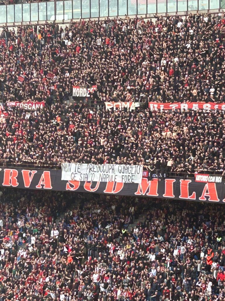 Striscione Milan