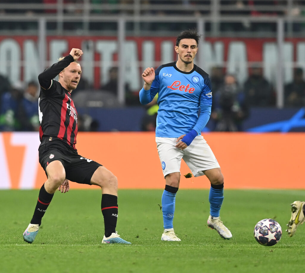 Simon Kjaer con Eljif Elmas qui in Milan-Napoli (getty images)