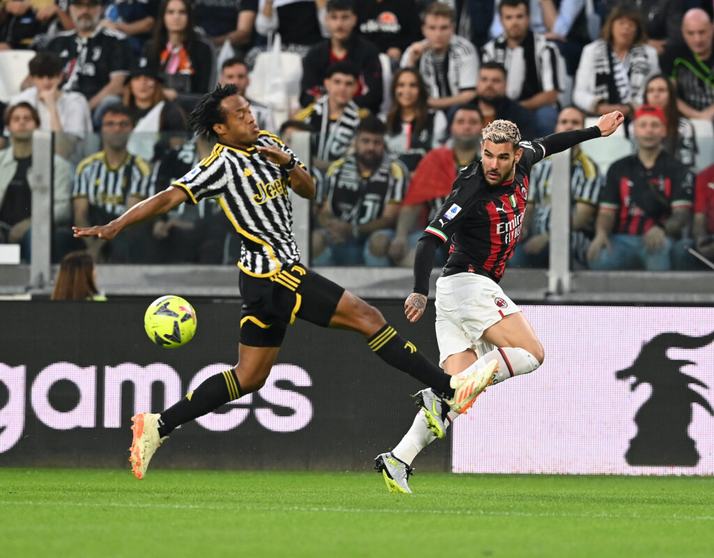Cuadrado Theo Hernández Juventus-Milan Serie A 2022-2023