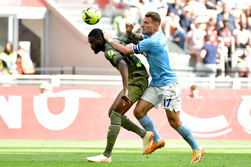 Fikayo Tomori e Ciro Immobile, qui in Milan-Lazio (getty images)