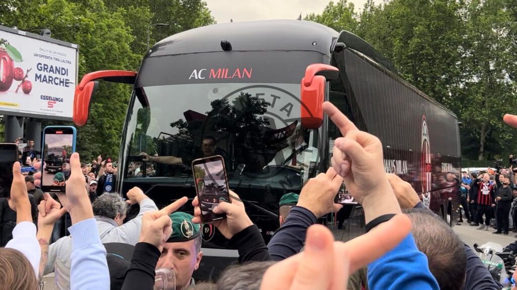 pullman AC Milan San Siro derby Inter-Milan Champions League 2022-2023