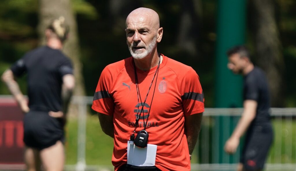 Stefano Pioli AC Milan allenamento Milanello