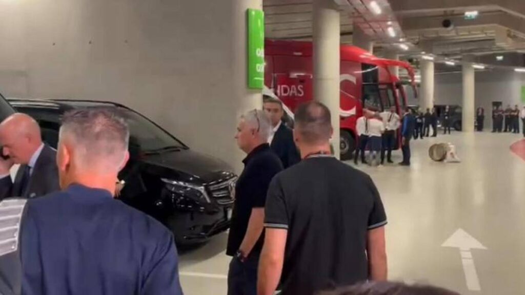 Siviglia Roma Mourinho Taylor