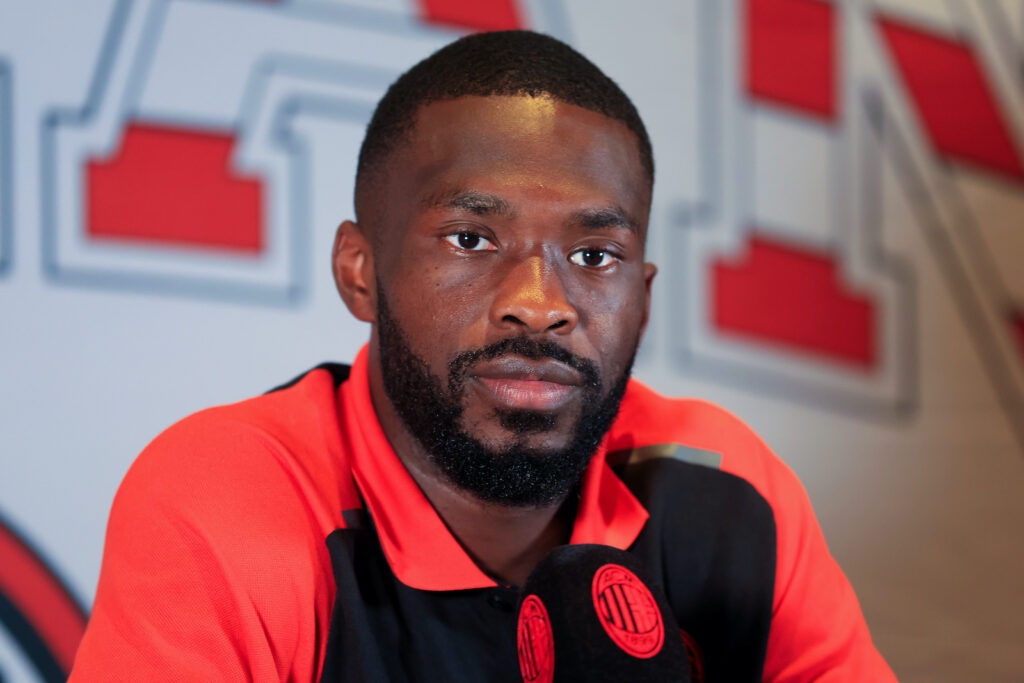 Fikayo Tomori AC Milan conferenza stampa Los Angeles
