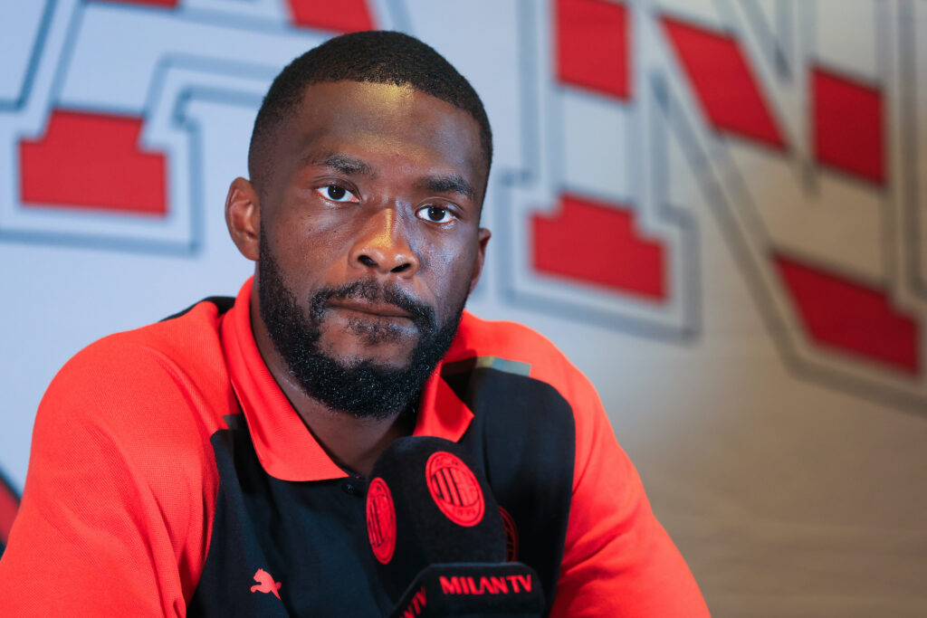 Fikayo Tomori AC Milan conferenza stampa Los Angeles