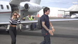 Ex Milan, Tonali arriva al Newcastle: il backstage | VIDEO (screen Gazzetta.it)