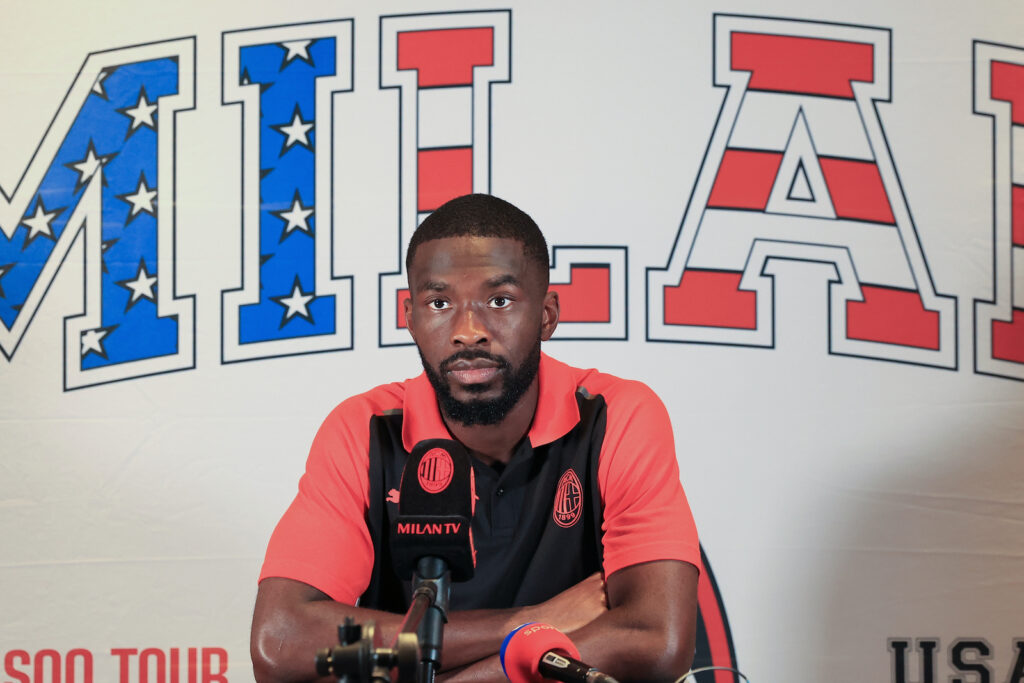 Fikayo Tomori AC Milan conferenza stampa Los Angeles
