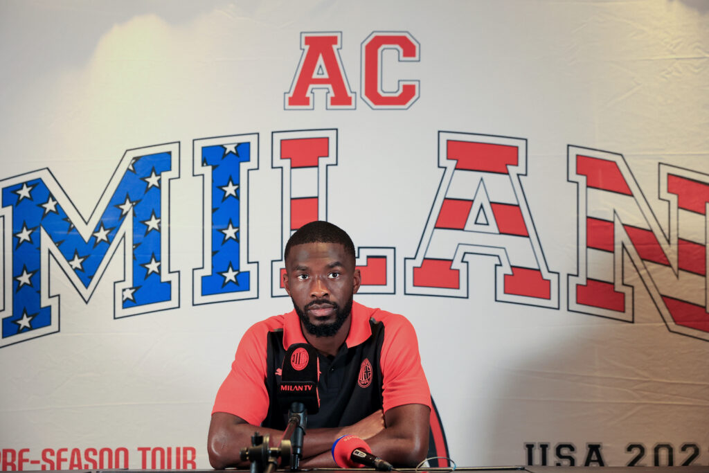 Fikayo Tomori AC Milan conferenza stampa Los Angeles