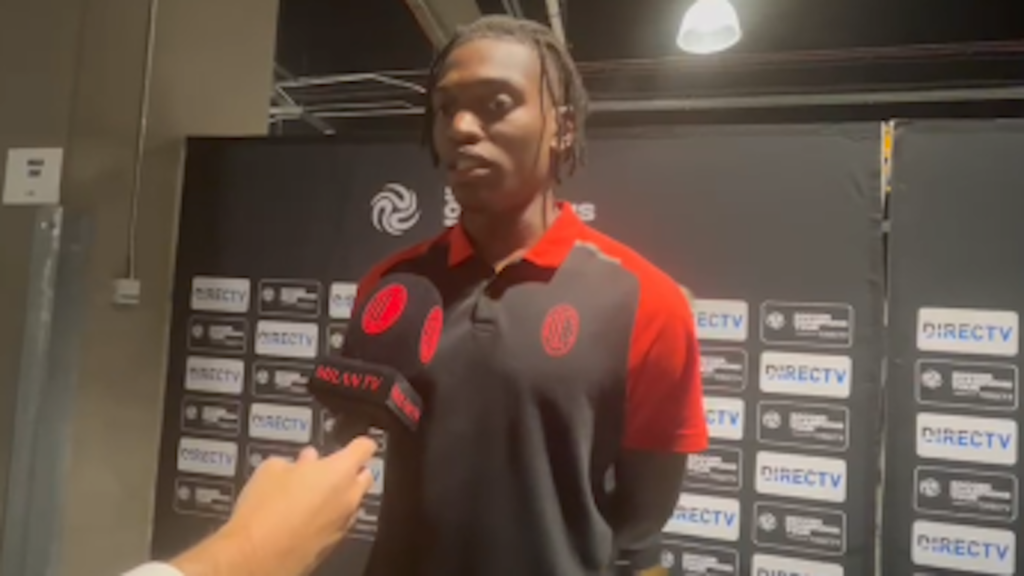 Leao Milan Barcellona