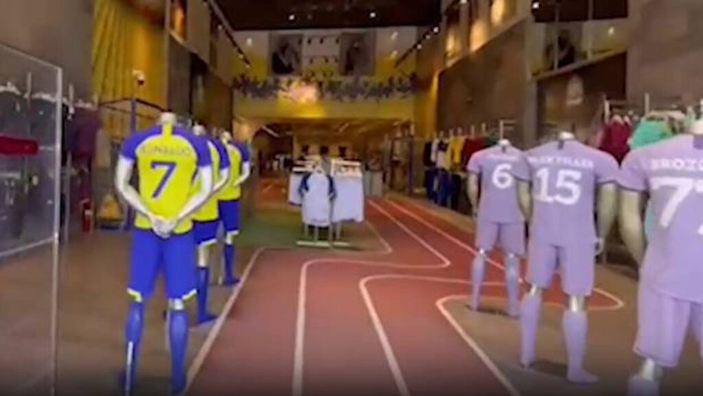 Al-Nassr Store Cristiano Ronaldo Brozovic