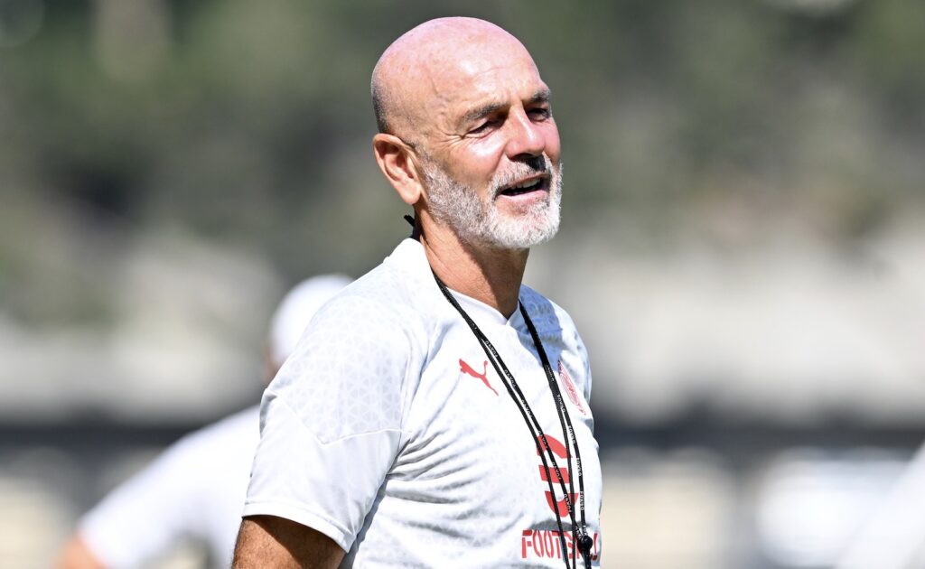 Stefano Pioli AC Milan allenamento Milanello