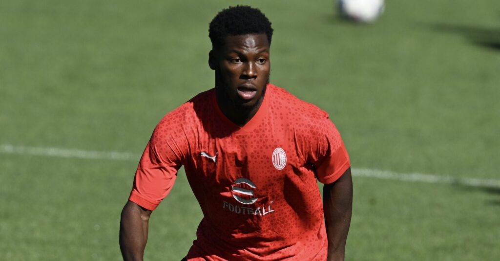Yunus Musah AC Milan allenamento Milanello