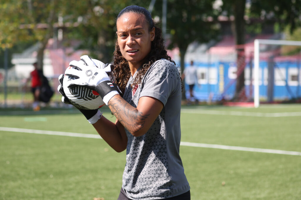 Selena Babb Milan Femminile