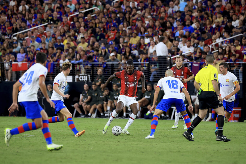 Rafael Leao AC Milan amichevole Milan-Barcellona 0-1 precampionato 2023-2024