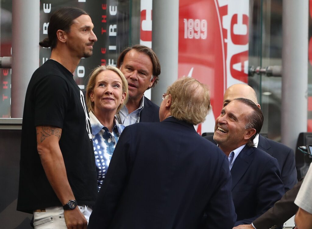 Zlatan Ibrahimovic e il proprietario del Milan Gerry Cardinale (getty images)