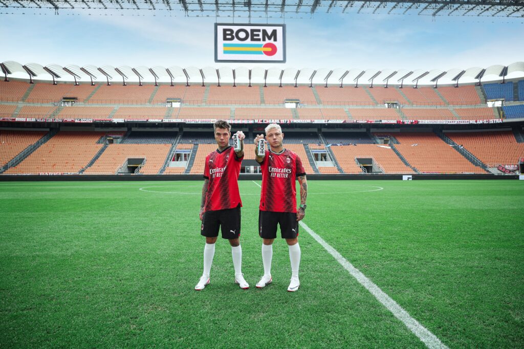 Fedez Lazza Boem Ac Milan News (Fonte:Milan)