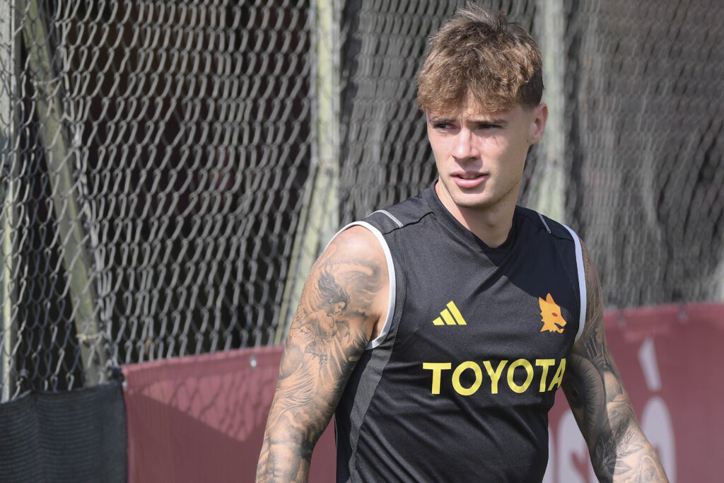 Nicola Zalewski difensore della Roma