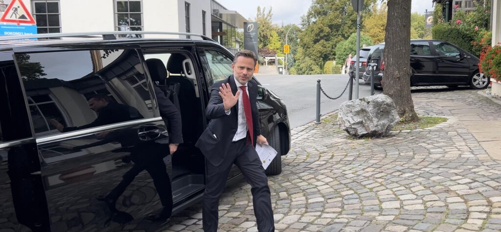 Video - Borussia Dortmund-Milan, Furlani presente al pranzo UEFA | PM