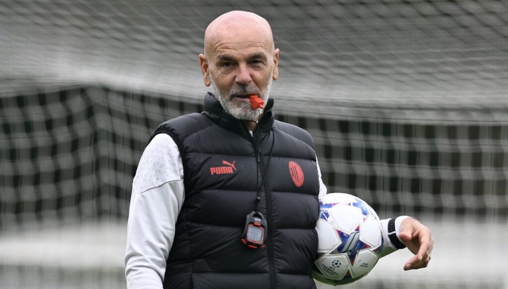 Stefano Pioli AC Milan allenamento Milanello