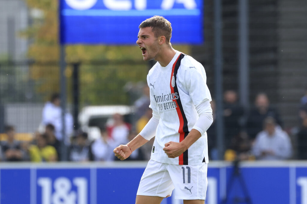 Diego Sia, attaccante del Milan Primavera. Qui in Borussia Dortmund-Milan di Youth League (getty images)