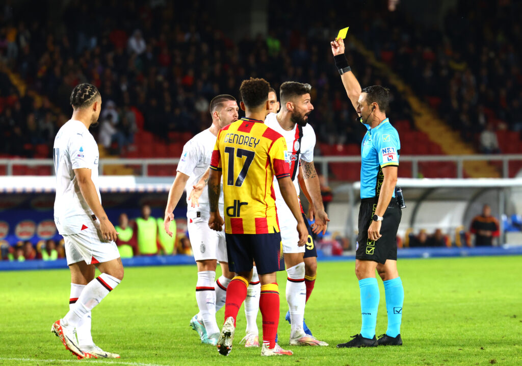 espulsione Olivier Giroud AC Milan Lecce-Milan 2-2 Serie A 2023-2024