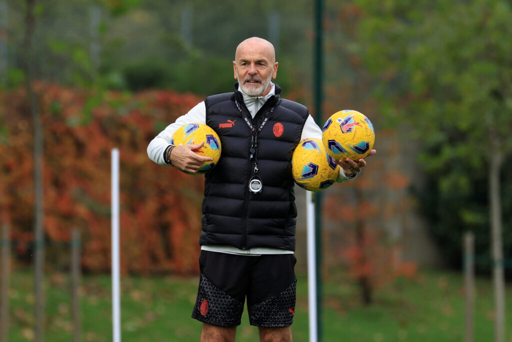 Stefano Pioli AC Milan allenamento Milanello