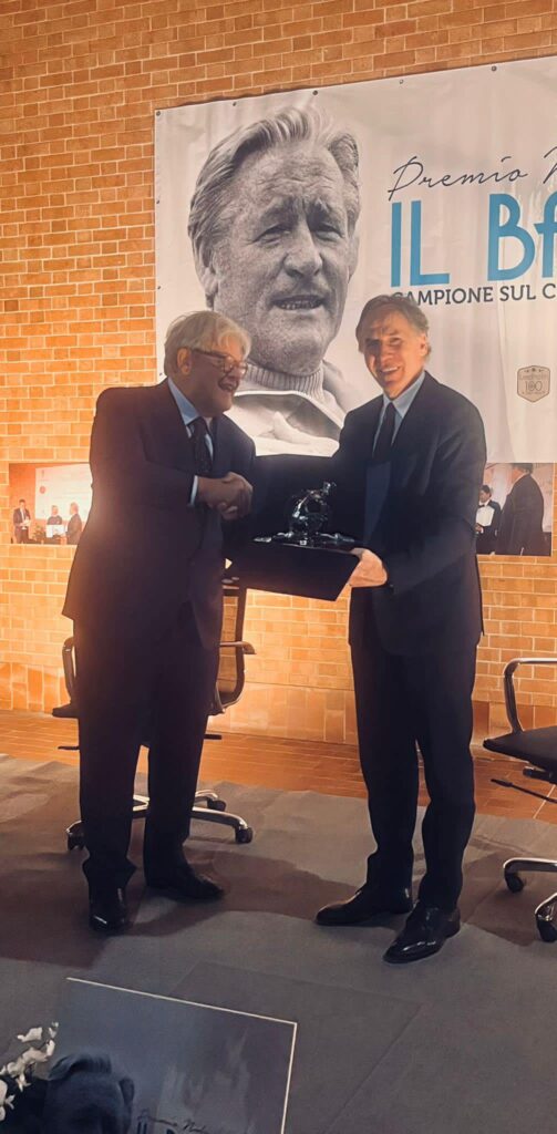 Franco Baresi riceve a Cuccaro Monferrato il premio Niels Liedholm