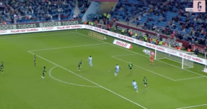Gol pazzesco di tacco: lo scorpione di Paul Onuachu | VIDEO (screen gazzetta.it)