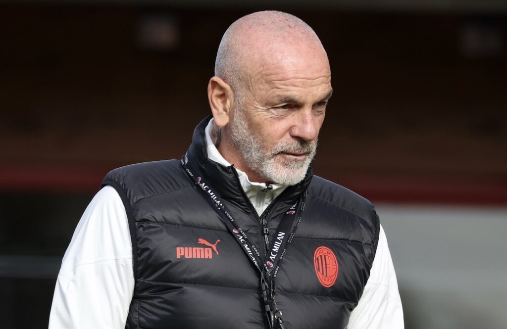 Stefano Pioli AC Milan allenamento Milanello