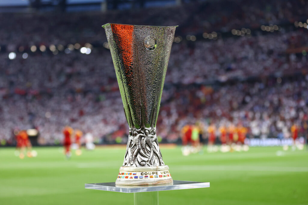 UEFA Europa League trofeo