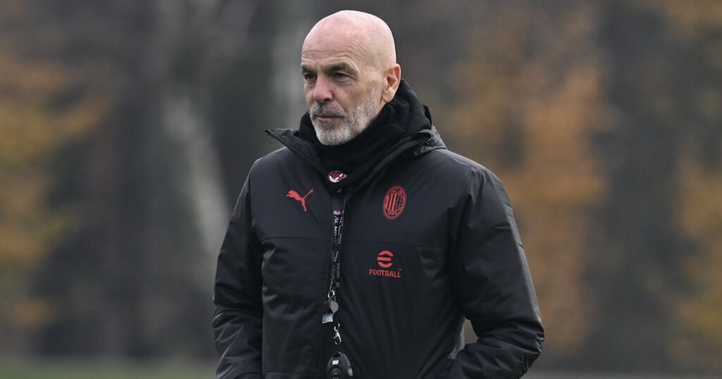 Stefano Pioli AC Milan allenamento Milanello