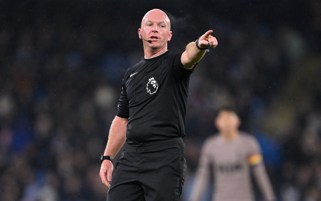 Simon Hooper, arbitro di Premier League
