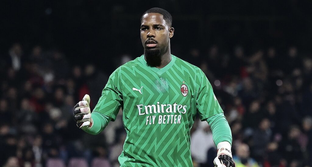 Mike Maignan AC Milan Salernitana-Milan 2-2 Serie A 2023-2024