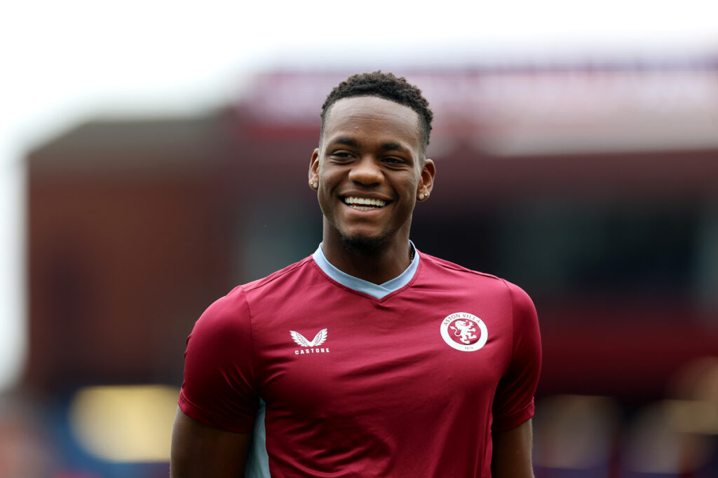 Jhon Duran, attaccante dell'Aston Villa accostato anche al Milan 18/01/2024 PianetaMilan.it