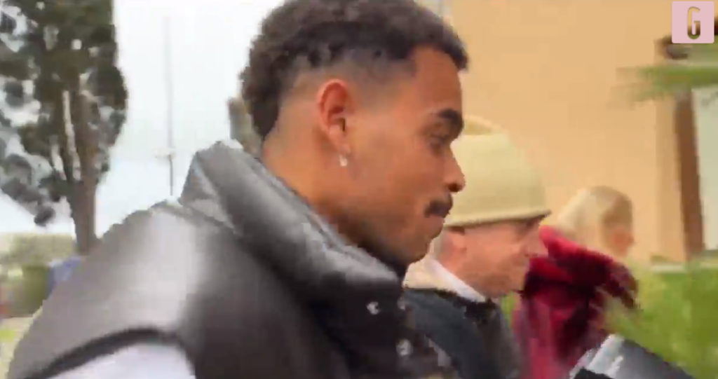 Calciomercato Napoli, ecco Ngonge: l'arrivo per le visite | VIDEO (screen gazzetta.it)