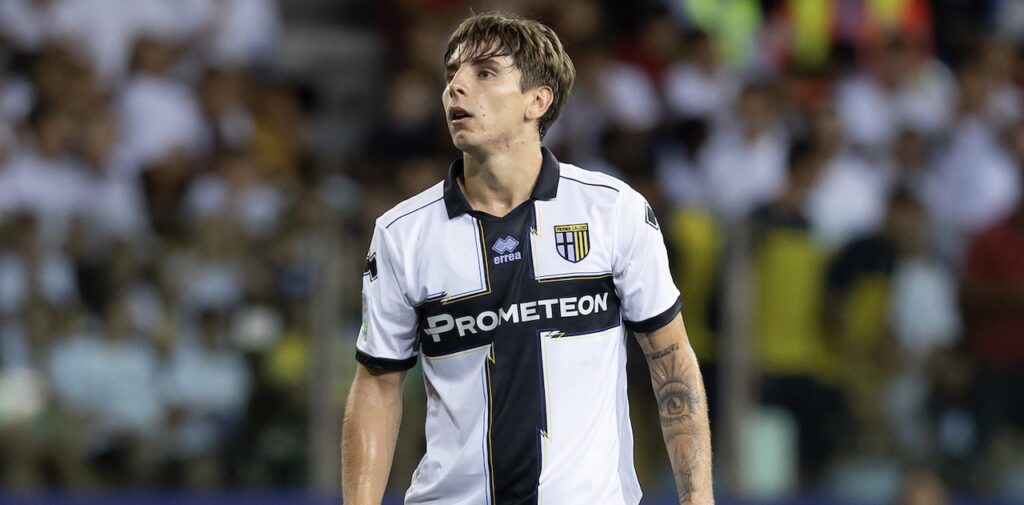 Adrián Bernabé Parma