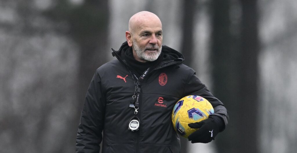 Stefano Pioli AC Milan allenamento Milanello