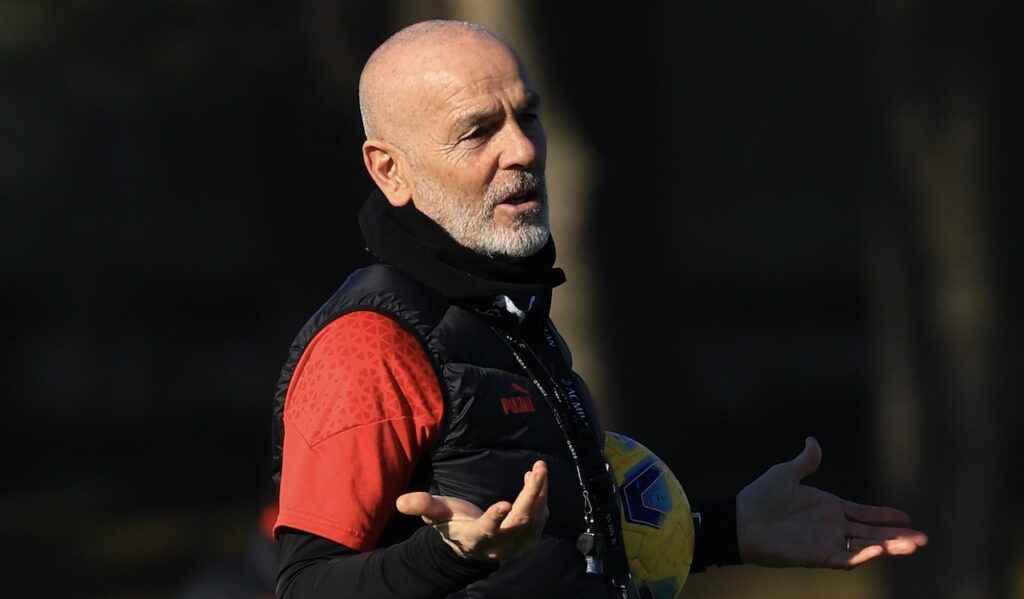 Stefano Pioli AC Milan allenamento Milanello
