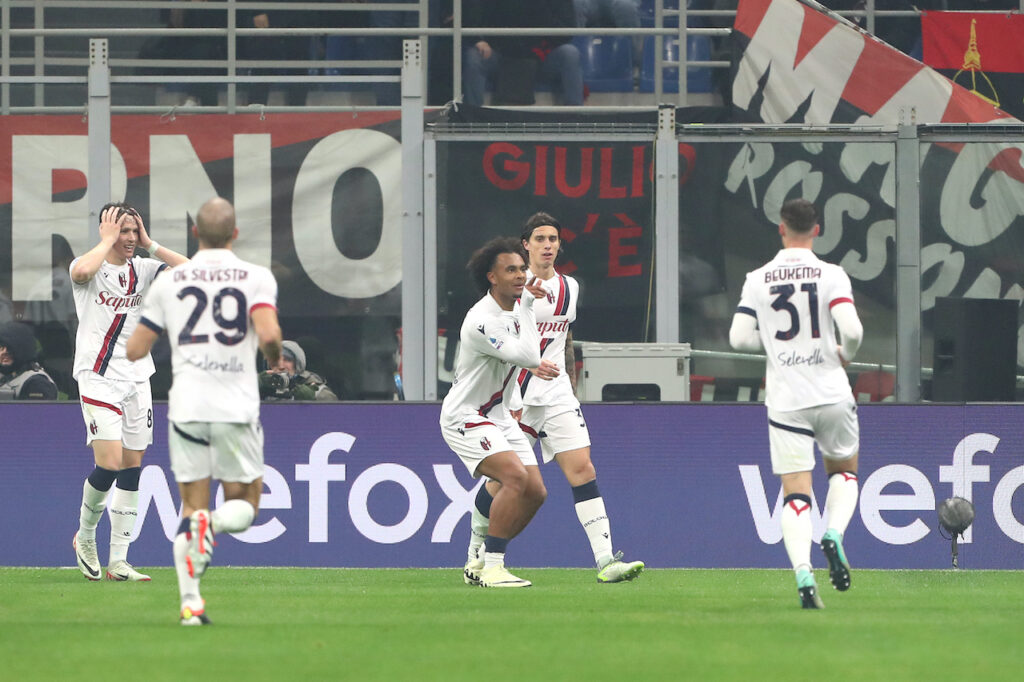 esultanza gol Joshua Zirkzee Milan-Bologna 2-2 Serie A 2023-2024