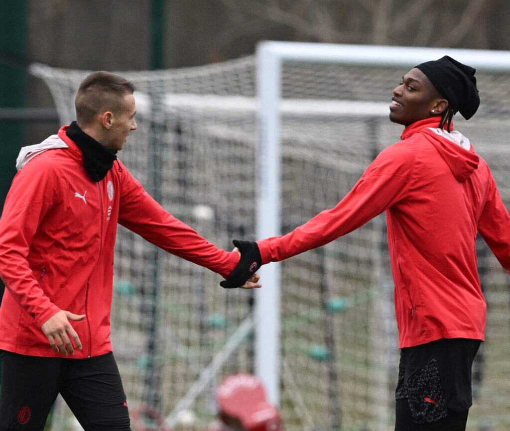 Rafael Leao Francesco Camarda Allenamento AC Milan News