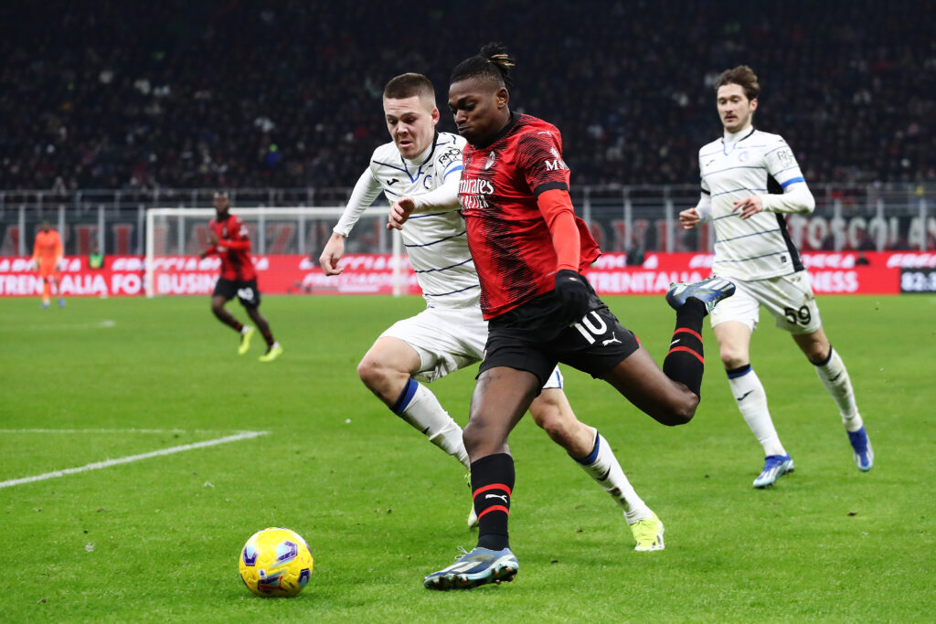 Rafael Leao e Holm AC Milan Milan-Atalanta 1-1 Serie A 2023-2024