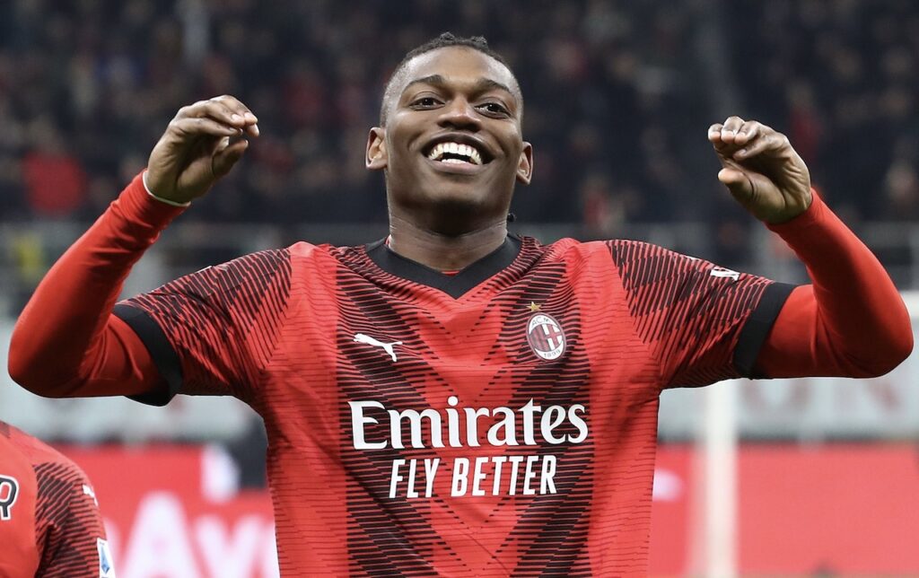 esultanza gol Rafael Leao AC Milan Milan-Atalanta 1-1 Serie A 2023-2024