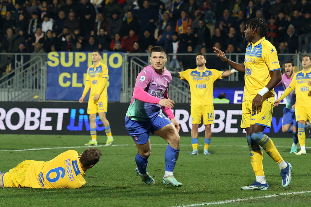 esultanza gol Luka Jovic AC Milan Frosinone-Milan 2-3 Serie A 2023-2024
